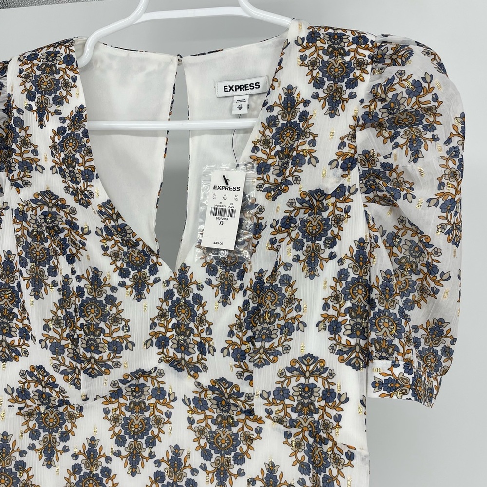 EXPRESS NWT PAISLEY PUFF SLEEVE FIT AND FLARE DRESS WHITE GOLD BLUE XS - Picture 4 of 9